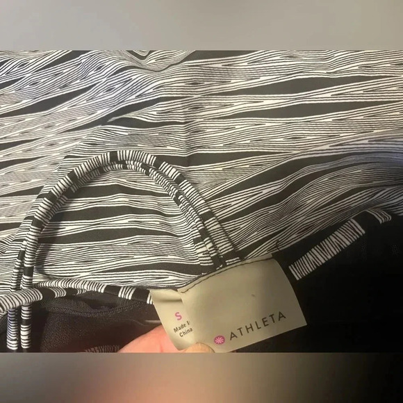 Athleta Womens Racerback Ariel Venice Stripe Swim Dress Sz S Black White - Picture 9 of 10